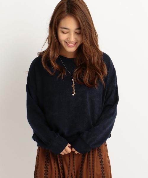 RAY CASSIN（レイカズン）の「星モチーフ付ネックレス刺繍プルオーバー（Tシャツ/カットソー・レディース・ブラック/ネイビー/ベージュ・FREE）」の3枚目の写真