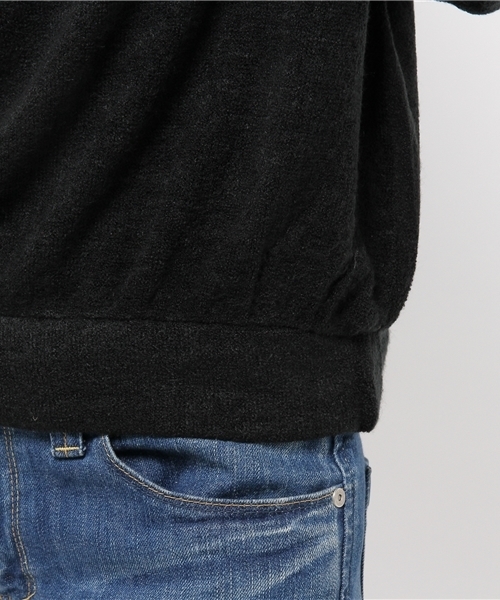 RAY CASSIN（レイカズン）の「星モチーフ付ネックレス刺繍プルオーバー（Tシャツ/カットソー・レディース・ブラック/ネイビー/ベージュ・FREE）」の5枚目の写真