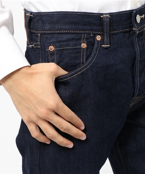 Levi's(リーバイス)の「【LEVI'S】501(R) ワンウォッシュ(デニムパンツ・メンズ・ワンウォッシュ・33inch/28inch/31inch/34inch/30inch/32inch/36inch/29inch)」の11枚目の写真