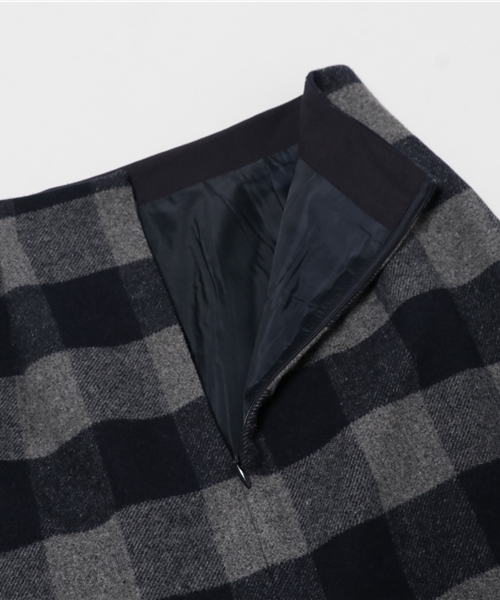 NATURAL BEAUTY BASIC（ナチュラルビューティーベーシック）の「ブロックチェックセットアップ スカート　【セットアップ対応商品】（スカート・レディース・ベージュ系その他/ダークネイビー・SMALL/LARGE/MEDIUM）」の9枚目の写真