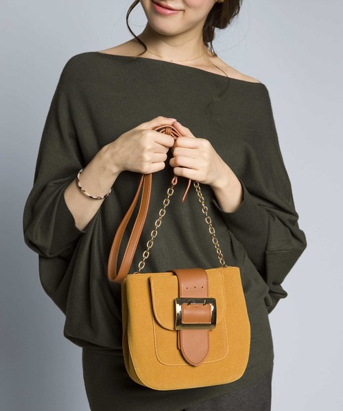 PLAIN CLOTHING（プレーンクロージング）の「ベルトモチーフショルダーバッグ【PLAIN CLOTHING】（ショルダーバッグ・レディース・バーガンディー/キャメル/グレー/ブラック・FREE）」の4枚目の写真