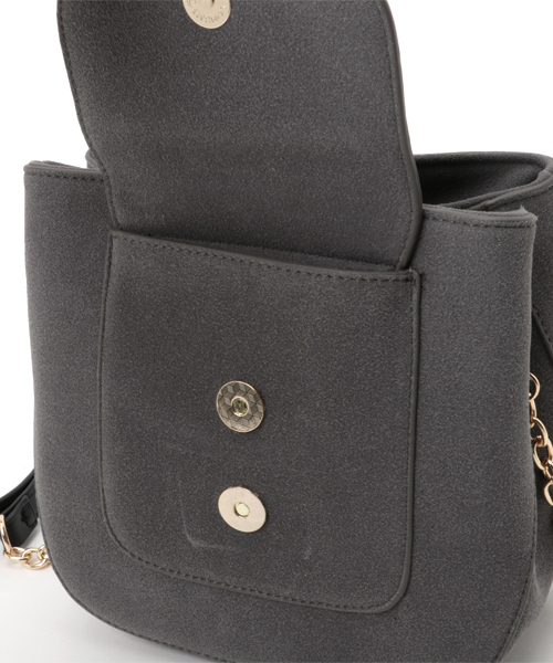 PLAIN CLOTHING（プレーンクロージング）の「ベルトモチーフショルダーバッグ【PLAIN CLOTHING】（ショルダーバッグ・レディース・バーガンディー/キャメル/グレー/ブラック・FREE）」の8枚目の写真
