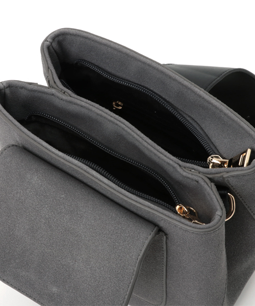 PLAIN CLOTHING（プレーンクロージング）の「ベルトモチーフショルダーバッグ【PLAIN CLOTHING】（ショルダーバッグ・レディース・バーガンディー/キャメル/グレー/ブラック・FREE）」の9枚目の写真