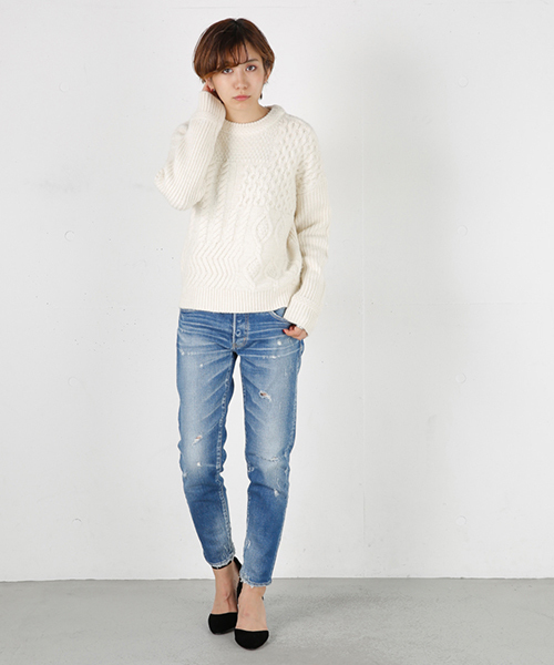 MOUSSY(マウジー)の「iSKO COMFORT Hanna Tapered(デニムパンツ・レディース・ブルー/ライトブルー・26inch/25inch/24inch/23inch/27inch)」の2枚目の写真