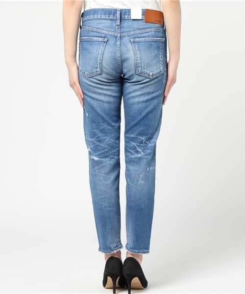 MOUSSY(マウジー)の「iSKO COMFORT Hanna Tapered(デニムパンツ・レディース・ブルー/ライトブルー・26inch/25inch/24inch/23inch/27inch)」の5枚目の写真