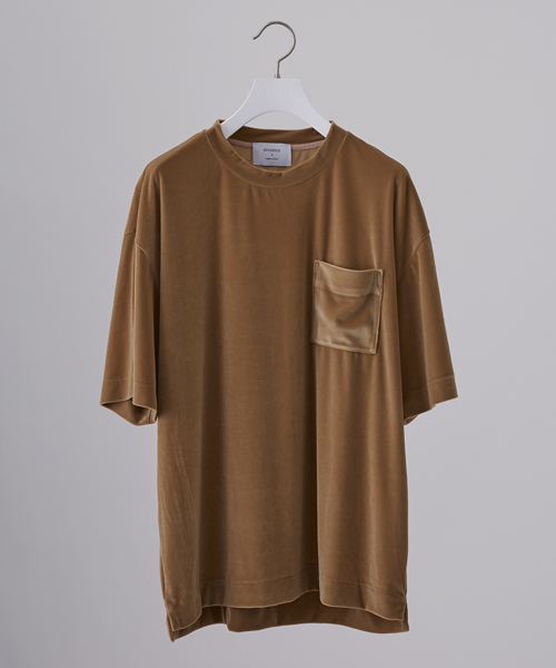 STUDIOUS（ステュディオス）の「【ZOZO限定】STUDIOUS オーバーサイズシルキーベロアTシャツ（Tシャツ/カットソー・メンズ・ピンク/ブラック/キャメル/ネイビー・3/2/1）」の3枚目の写真