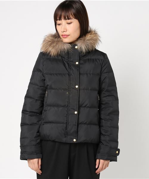 INTERPLANET（インタープラネット）の「ラクーンファー高密度タフタショートダウン（ダウンジャケット/コート・レディース・ブラック/ベージュ/モカ・FREE）」の8枚目の写真