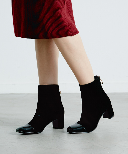 PICHE ABAHOUSE（ピシェ アバハウス）の「スクエアバックジップショートブーツ（ブーツ・レディース・ネイビー/ダークブラウン/ブラック・37/39/38/35/36/40/34）」の2枚目の写真