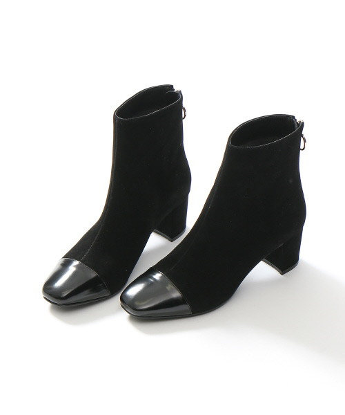 PICHE ABAHOUSE（ピシェ アバハウス）の「スクエアバックジップショートブーツ（ブーツ・レディース・ネイビー/ダークブラウン/ブラック・37/39/38/35/36/40/34）」の4枚目の写真