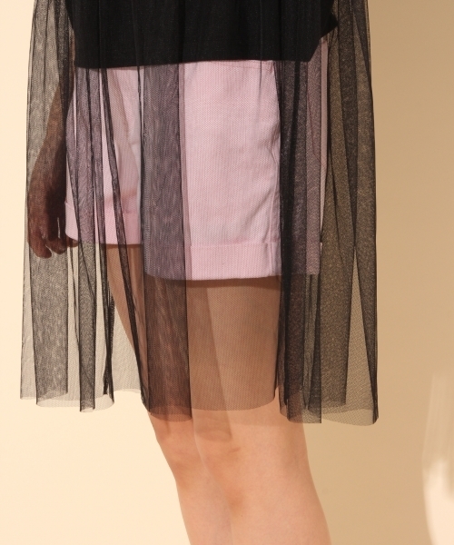 repipi armario(レピピ アルマリオ)の「チュールカサネワンピース(ワンピース・キッズ・ホワイト/ブラック・LARGE/MEDIUM/SMALL/X-SMALL)」の14枚目の写真