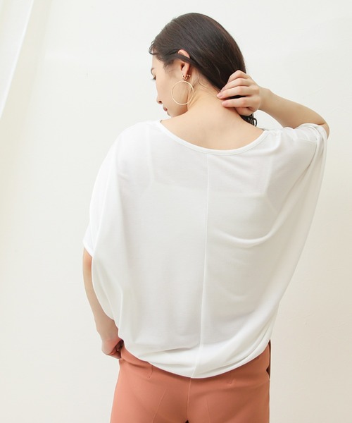 Social GIRL（ソーシャルガール）の「ワイドスリーブドルマンビックシルエットTシャツ（Tシャツ/カットソー・レディース・ブラック系その他/ホワイト/ベージュ/ライトグレー/ホワイト×ブラック/ブラック/ホワイト系その他/グレー系その他/レッド/マジェンタ/チャコールグレー/レッド系その他/ブラック×ホワイト/ネイビー/ホワイト系その他2/ホワイト系その他3/ブラック系その他2/ブラック系その他3/ブラウン/カーキ・M/S/L/LL/3L）」の21枚目の写真