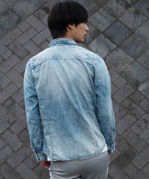 GOSTAR DE FUGA（ゴスタール ジフーガ）の「ウエスタンデニムシャツ（シャツ/ブラウス・メンズ・ライトブルー/ブルー・M/L）」の6枚目の写真