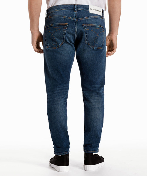 Calvin Klein Jeans（カルヴァンクラインジーンズ）の「テーパード デニムパンツ（デニムパンツ・メンズ・ブルー・32/34/33inch/30inch/31inch/29inch）」の3枚目の写真