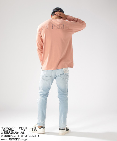 PEANUTS（ピーナッツ）の「【PEANUTS×BAYFLOW】別注 L/S Tシャツ WEB限定アイテム（Tシャツ/カットソー・メンズ・ピンク/オフホワイト/スカイブルー/ホワイト・MEDIUM/SMALL/LARGE）」の9枚目の写真