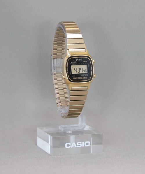 CASIO(カシオ)の「CASIO CLASSIC / LA670WGA-1JF(デジタル腕時計・レディース・ブラック×ゴールド・FREE)」の6枚目の写真