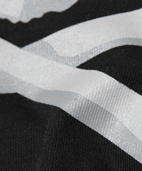 mastermind JAPAN マスターマインド スカル ワッペン スウェット mastermind JAPAN LOGO SWEAT SHIRT / REGULAR FIT (BLACK)の