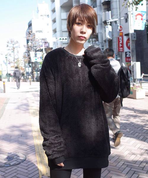 rovtski（ロフトスキー）の「rovtski【ビッグシルエット】ウォーマーボア&チェックフリースクルーネック/WARMER BOA 2018 CREW NECK（ニット/セーター・レディース・ブラック/ブラック×ホワイト/レッド系その他/ライトグレー/モカ・FREE）」の17枚目の写真