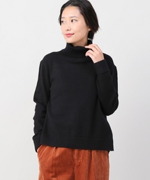 タートルネックプルオーバー