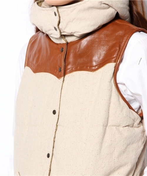 goa（ゴア）の「レザーヨークダウンベスト（ダウンジャケット/コート・レディース・モカ/ナチュラル/チャコールグレー・FREE）」の8枚目の写真