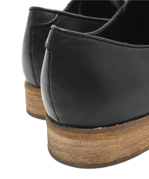 NANO universe(ナノユニバース)の「Enzo Giletti/ ストレートチップレザーシューズ(ドレスシューズ・メンズ・ブラック/ブラウン/ダークブラウン・42/41/40)」の8枚目の写真