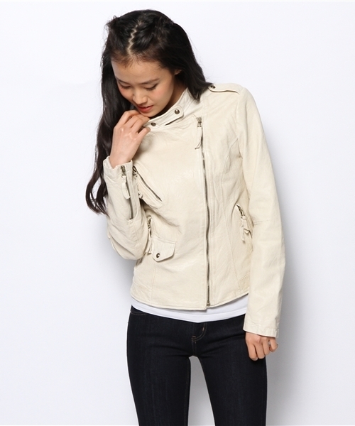 goa（ゴア）の「ﾚｻﾞｰﾗｲﾀﾞｰｽｼﾞｬｹｯﾄ（ライダースジャケット・レディース・アイボリー/ベージュ/キャメル・FREE）」の7枚目の写真