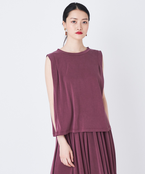 COLONY 2139(コロニートゥーワンスリーナイン)の「レーヨン天竺タックノースリーブトップス(Tシャツ/カットソー・レディース・ブラック/グレイッシュベージュ/ボルドー・FREE)」の11枚目の写真