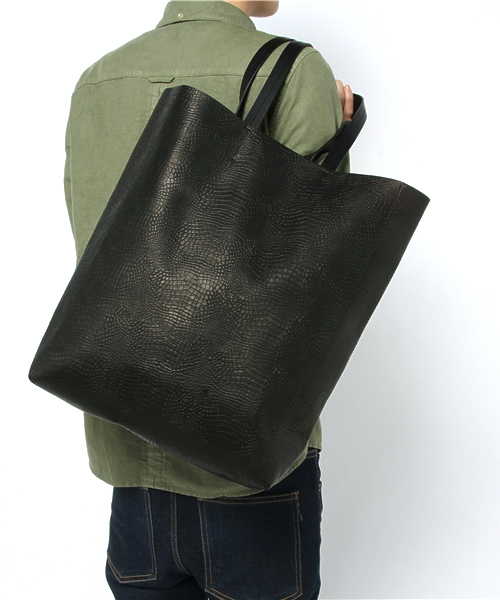 DIET BUTCHER SLIM SKIN レザートートバッグ 牛革 ブラック