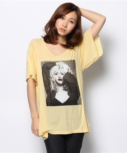 HYSTERIC GLAMOUR(ヒステリックグラマー)の「CL/LOVE 3C pt ビッグT-SH(Tシャツ/カットソー・レディース・ホワイト/イエロー/ブラック・FREE)」の1枚目の写真