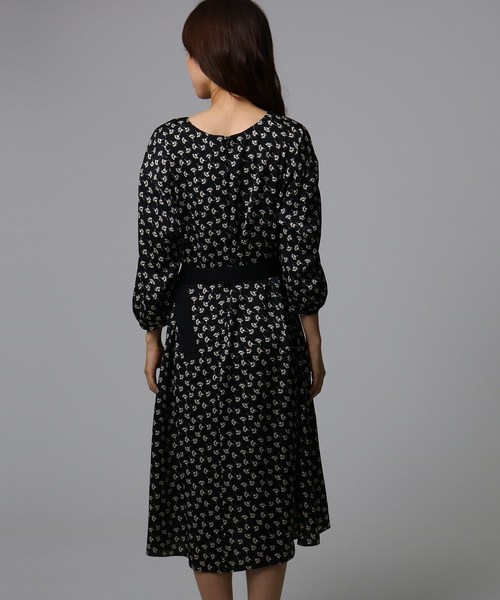 セール Untitled アンタイトル のファッション ワンピース スカーフプリントワンピース ワンピース セール Untitled アンタイトル のファッション ワンピース スカーフプリントワンピース ワンピース