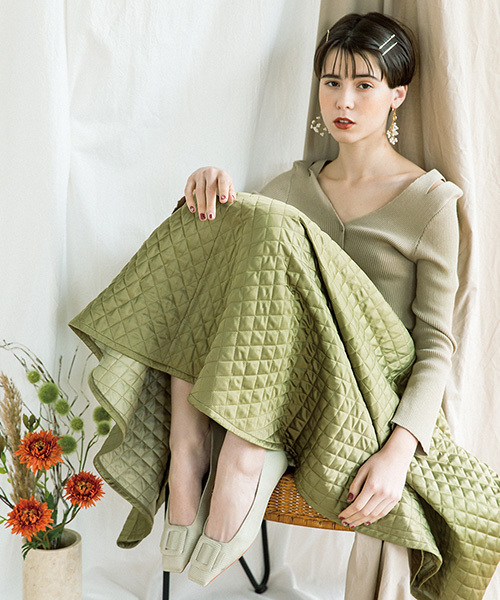 RANDA（ランダ）の「バックルスクエアトゥカッターパンプス（パンプス・レディース・ブラック/ブロンズ/クリーム/イエロー/ピンク/パイソン/ホワイト/ライトイエロー・25/22/25.5/22.5/24.5/23.5/23/24）」の18枚目の写真