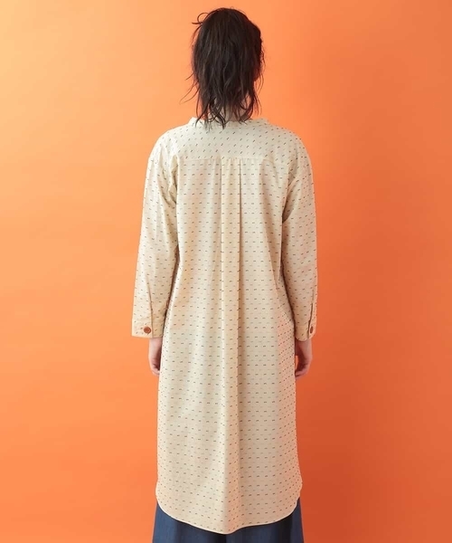 Jocomomola（ホコモモラ）の「カラフルドットドビーワンピース（ワンピース・レディース・ブラック/ベージュ・40/42）」の4枚目の写真