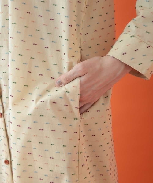 Jocomomola（ホコモモラ）の「カラフルドットドビーワンピース（ワンピース・レディース・ブラック/ベージュ・40/42）」の7枚目の写真