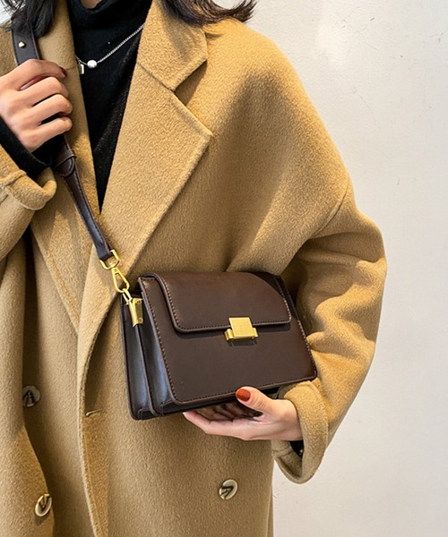 TABI PAL(タビパル)の「フェイクレザー スクエアショルダーバッグ(ショルダーバッグ・レディース・ブラック/モカ/ワイン/グリーン/ブラウン/ブラック系その他/ブラウン系その他2/ブラウン系その他3/ブラック系その他2/ブラウン系その他4・FREE)」の7枚目の写真