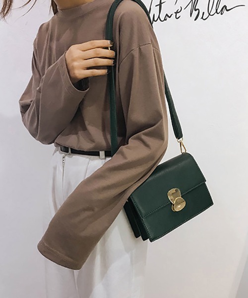 TABI PAL(タビパル)の「フェイクレザー スクエアショルダーバッグ(ショルダーバッグ・レディース・ブラック/モカ/ワイン/グリーン/ブラウン/ブラック系その他/ブラウン系その他2/ブラウン系その他3/ブラック系その他2/ブラウン系その他4・FREE)」の14枚目の写真