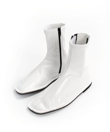 minsobi（ミンソビ）の「ストレッチスクエアトゥブーツ（ブーツ・レディース）」