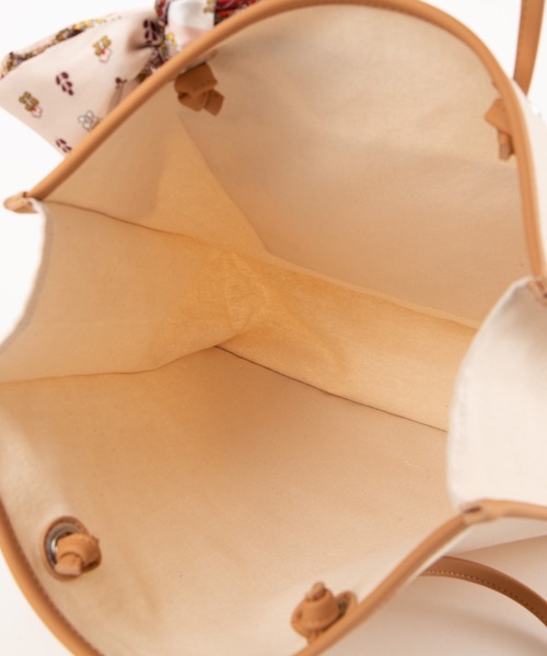 WEGO（ウィゴー）の「WEGO/【WEB限定】コンビスクエアトートバッグ（トートバッグ・レディース・ブラック/ベージュ/シルバー/その他1/その他2/その他3/その他4/その他5/グリーン系その他/キャメル・FREE）」の18枚目の写真