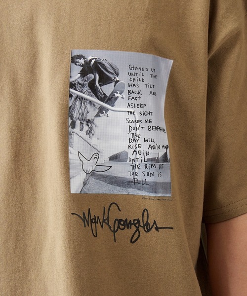 Mark Gonzales(マーク・ゴンザレス)の「■Mark Gonzales/マークゴンザレス MONO-MART別注 ビッグシルエット 半袖Tシャツ(Tシャツ/カットソー・メンズ・ダークベージュ/ブラック/ホワイト/ブラウン・FREE)」の6枚目の写真