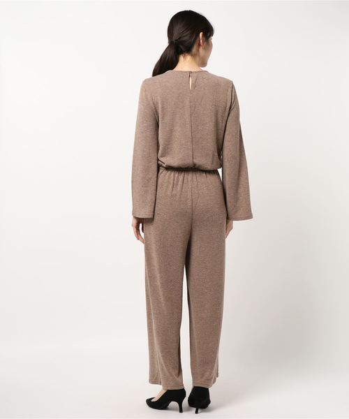 EGOIST(エゴイスト)の「バストレースUP長袖オールインワン(サロペット/オーバーオール・レディース・ブラック/ライトブラウン・FREE)」の4枚目の写真