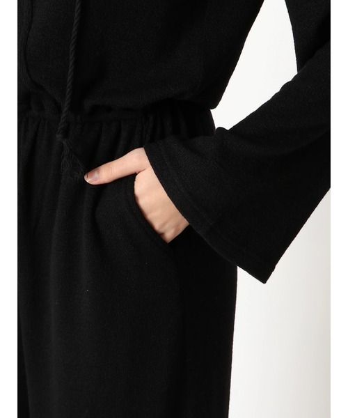 EGOIST(エゴイスト)の「バストレースUP長袖オールインワン(サロペット/オーバーオール・レディース・ブラック/ライトブラウン・FREE)」の15枚目の写真