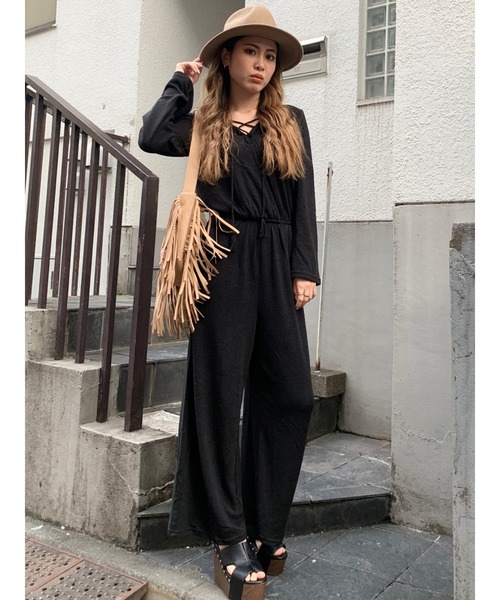 EGOIST(エゴイスト)の「バストレースUP長袖オールインワン(サロペット/オーバーオール・レディース・ブラック/ライトブラウン・FREE)」の9枚目の写真