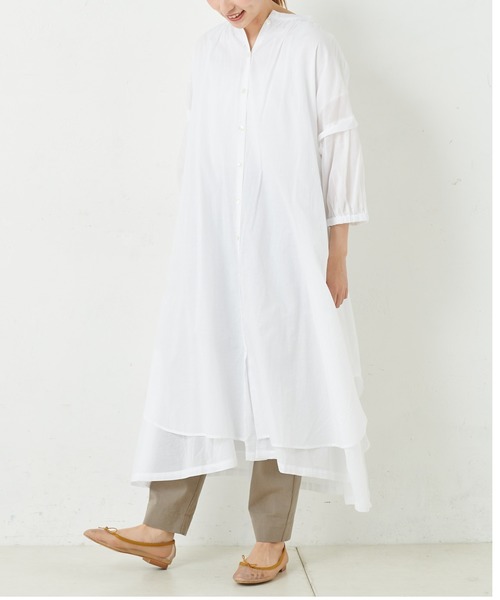 PUAL CE CIN(ピュアルセシン)の「ボイルオーバーシャツワンピース(シャツワンピース・レディース・グリーン/ネイビー/ホワイト/ブラック/グレイッシュベージュ・FREE)」の2枚目の写真