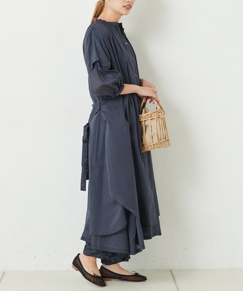 PUAL CE CIN(ピュアルセシン)の「ボイルオーバーシャツワンピース(シャツワンピース・レディース・グリーン/ネイビー/ホワイト/ブラック/グレイッシュベージュ・FREE)」の12枚目の写真