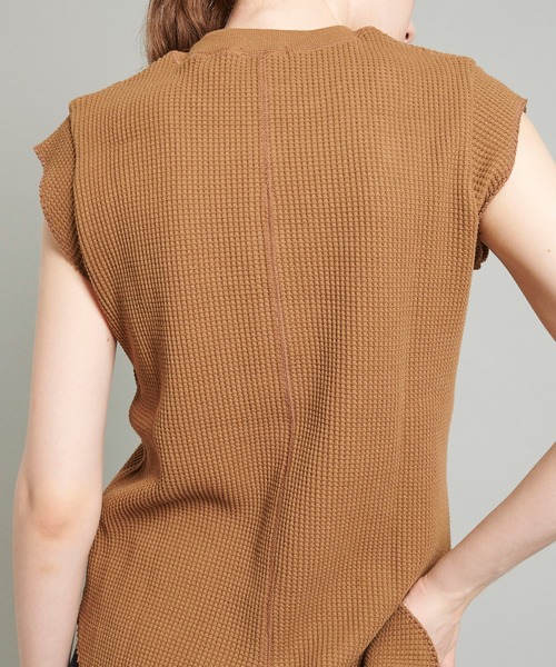 CASA FLINE(カーサフライン)の「【CASA FLINE(カーサ―フライン)】ヘビーサーマルノースリーブトップス(Tシャツ/カットソー・レディース・ブラウン/ブラック/ホワイト・FREE)」の6枚目の写真