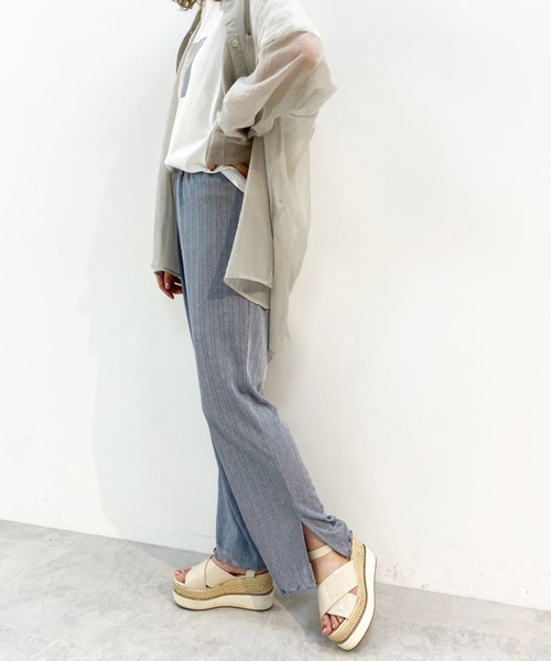 one after another NICE CLAUP(ワンアフターアナザーナイスクラップ)の「ランダムテレコプリーツパンツ(その他パンツ・レディース・ベージュ/アイボリー/ブルーグレー・FREE)」の9枚目の写真