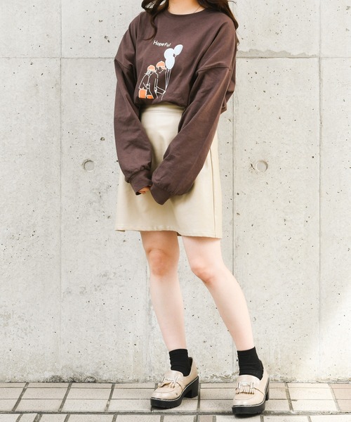 PairPair(ペアペア)の「線画カップル風船グラフィックロンT(ユニセックス)(Tシャツ/カットソー・レディース・ブラック/ベージュ/ブラウン・FREE)」の10枚目の写真