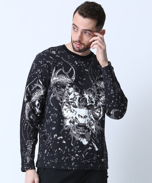 WHITE MOUNTAINEERING(ホワイトマウンテニアリング)の「【White Mountaineering】スウェットTシャツ'ダークヒーロー'/WM1973520(スウェット・メンズ・ホワイト/ブラック・2/4/3/1)」の6枚目の写真