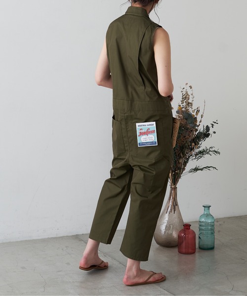 UNIVERSAL OVERALL（ユニバーサルオーバーオール）の「【UNIVERSAL OVERALL/ユニバーサルオーバーオール 】SLEEVELESS ALL IN ONE（つなぎ/オールインワン・レディース・ブラック/ブルー/カーキ・FREE）」の8枚目の写真