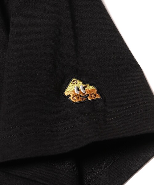 FREAK'S STORE（フリークスストア）の「WEB限定 カレッジロゴ 刺繍デザインTシャツ/CHEEZY（Tシャツ/カットソー・メンズ・ホワイト/ブラック/ベージュ/サックスブルー/ピンク・SMALL/MEDIUM/LARGE）」の8枚目の写真