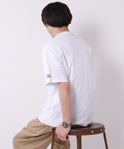 FREAK'S STORE（フリークスストア）の「WEB限定 カレッジロゴ 刺繍デザインTシャツ/CHEEZY（Tシャツ/カットソー・メンズ・ホワイト/ブラック/ベージュ/サックスブルー/ピンク・SMALL/MEDIUM/LARGE）」の19枚目の写真