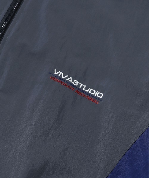 VIVASTUDIO（ビバスタジオ）の「TRACK JACKET（ブルゾン・メンズ・チャコール/ブラック・MEDIUM/LARGE）」の13枚目の写真